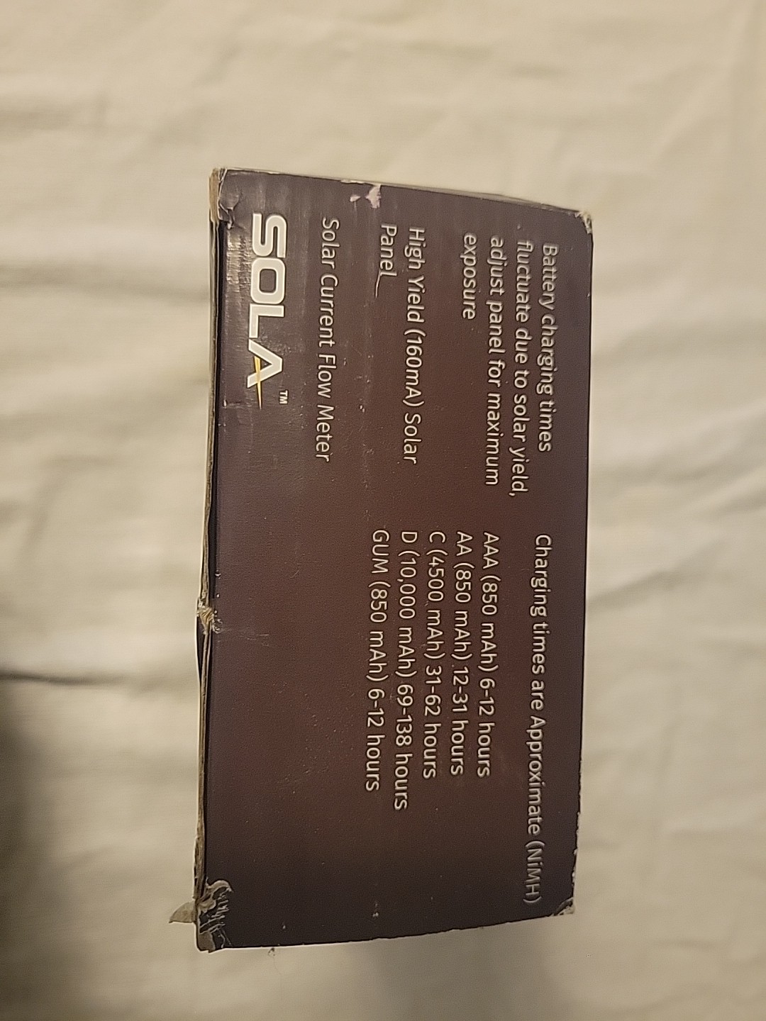New SOLA Rechargeable Battery Charger Intergrated Hi Yield Solor Panel See Photo