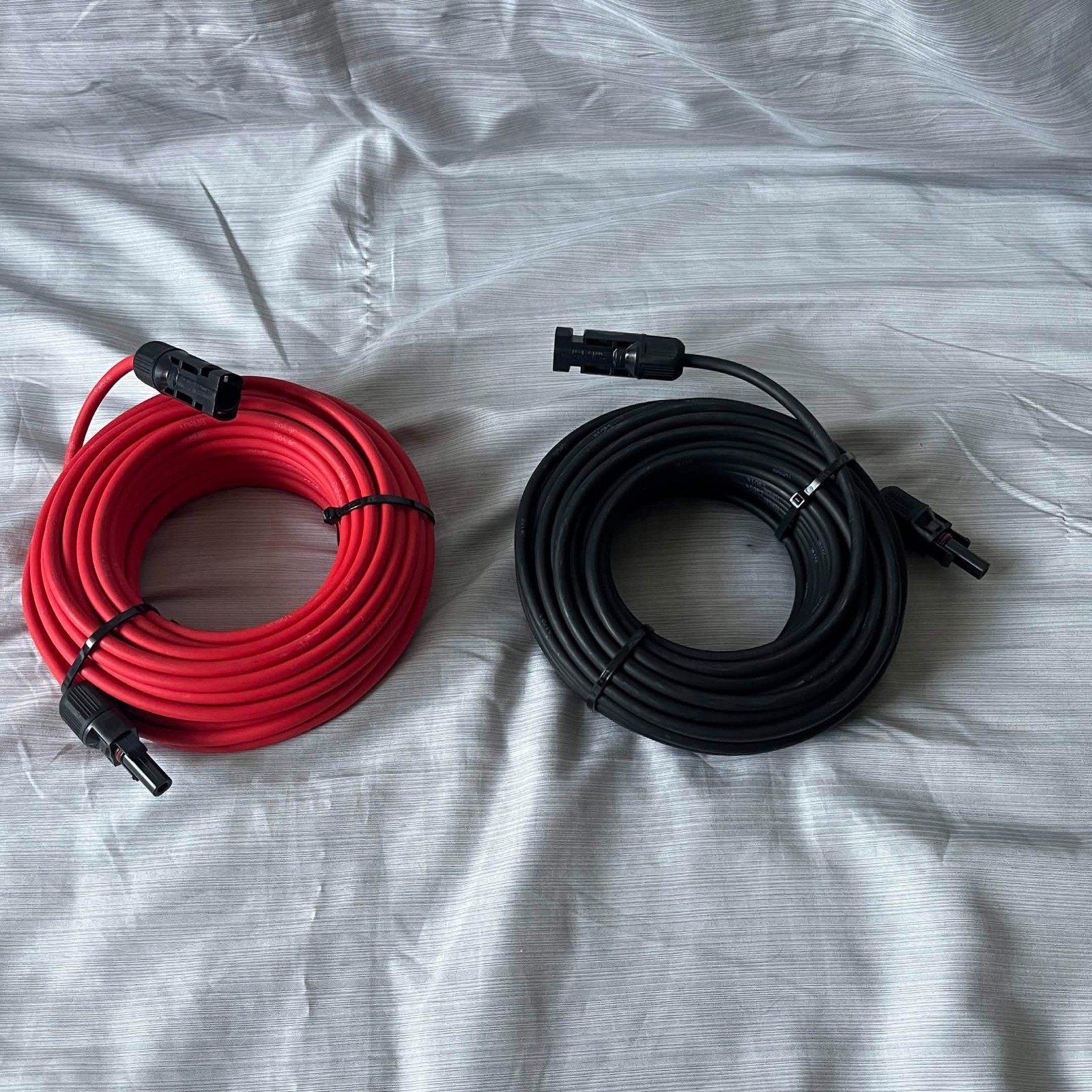 Solar Panel Extension Cables – 10 AWG, 50 ft with Waterproof Connectors