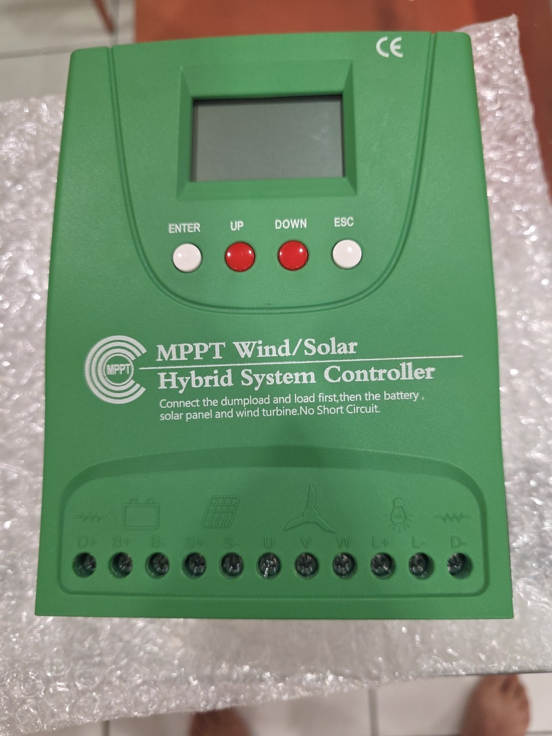 FOUF Wind Solar Hybrid Charge Controller GPI48280 2800W 24V/48V MPPT LCD