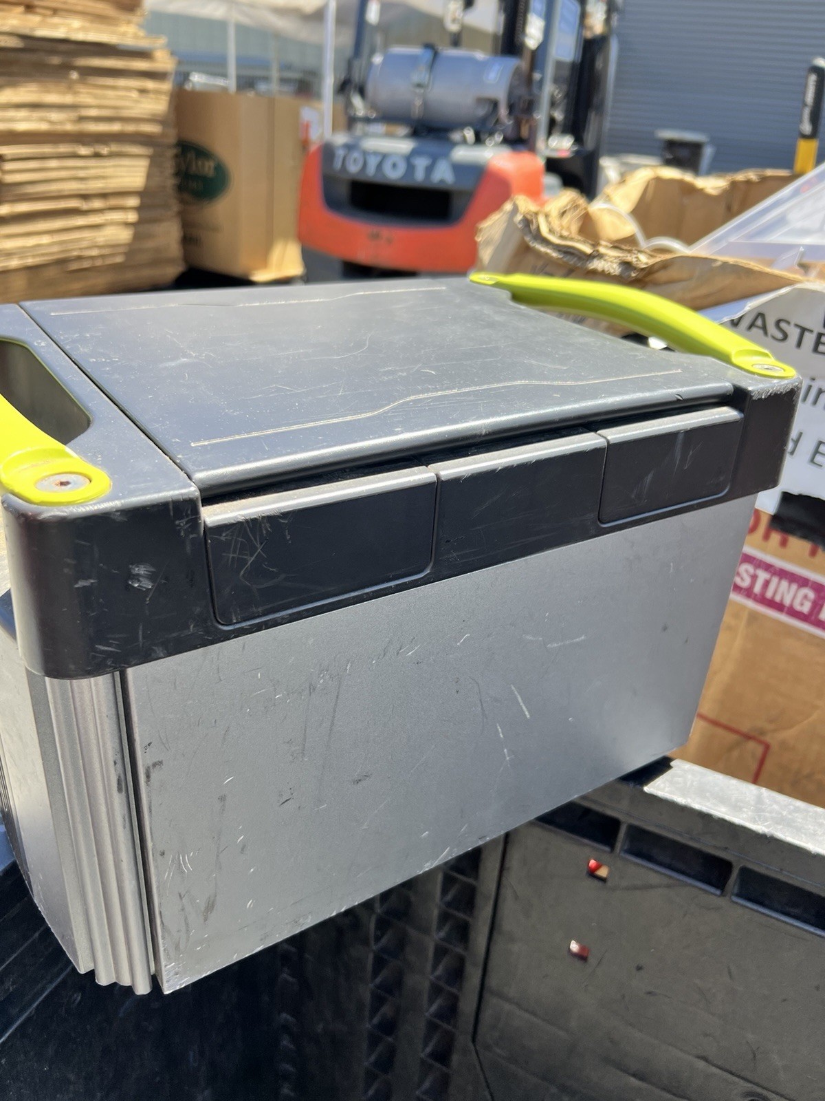 Goal Zero Yeti 1000 Lithium Portable Power Station UNTESTED AS IS