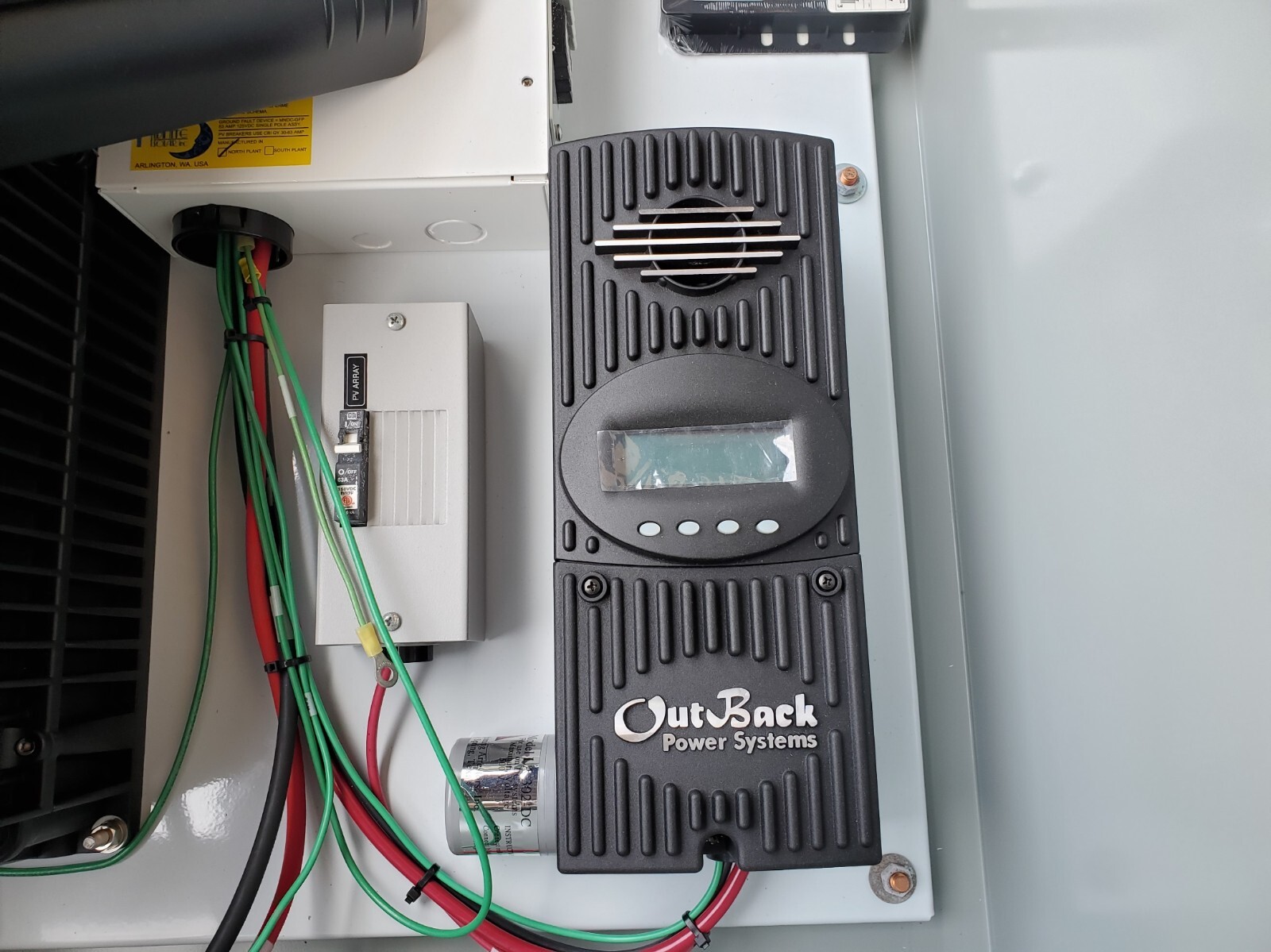 OUTBACK POWER SYSTEMS MIDNITE SOLAR KIT ENCLOSURE 120VAC 3000 WATT FX3048T