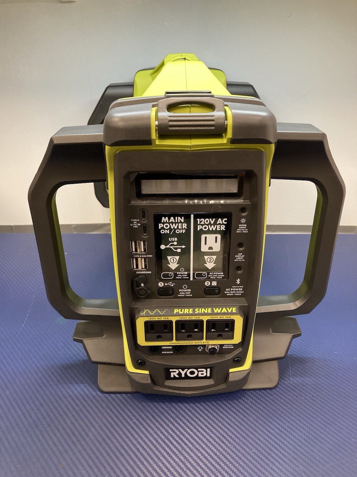 Ryobi 40V RYI1802BTVNM 3000W/1800W Power Station (Tool Only)