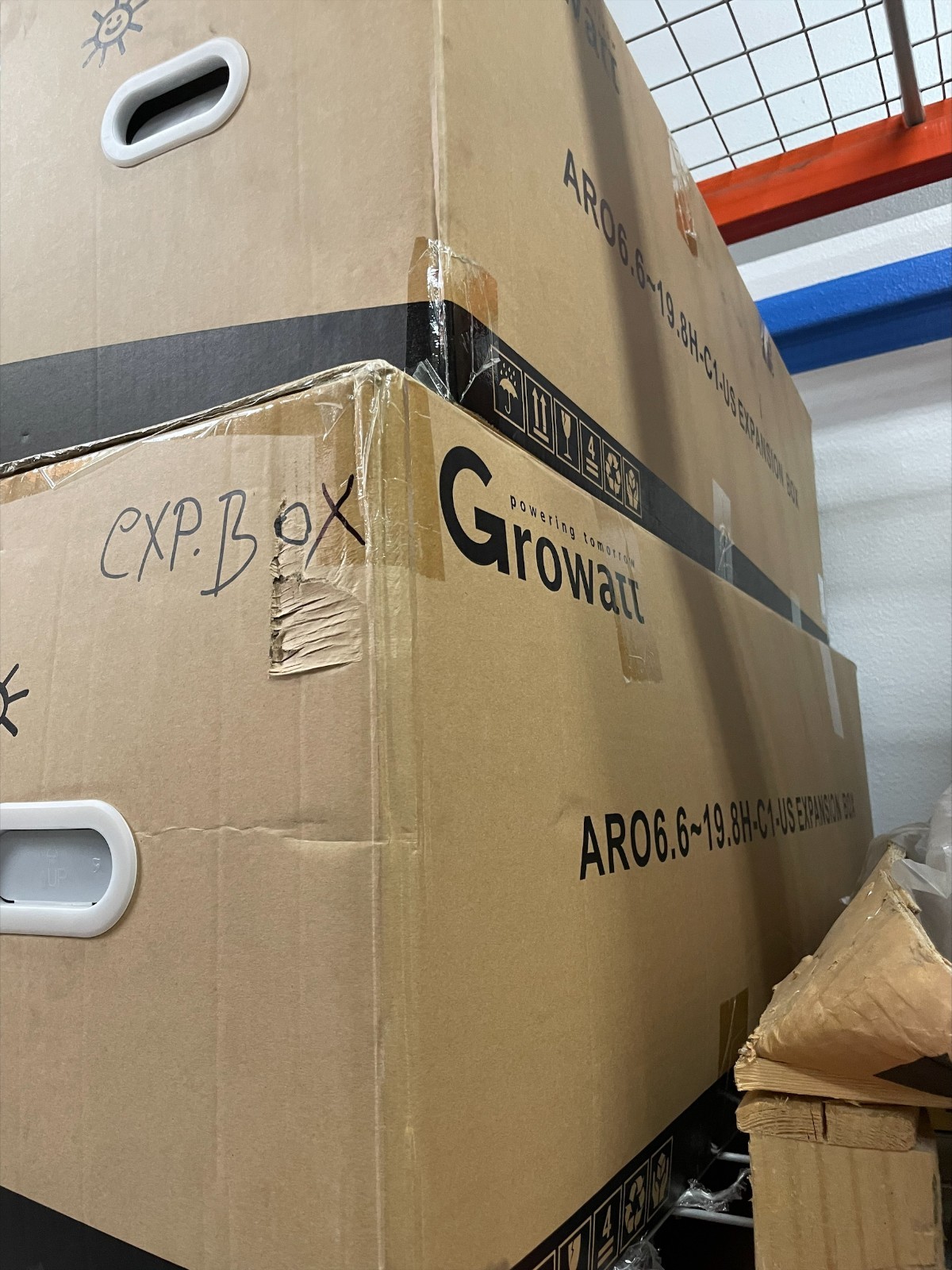 GROWATT ARO 6.6~19.8H-C1-US CABINET
