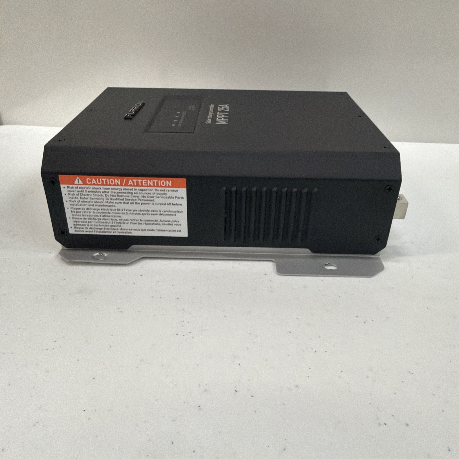 Furrion® #FSCC60PSW-BL 50A Wall Mount MPPT Solar Charge Controller #2021132792