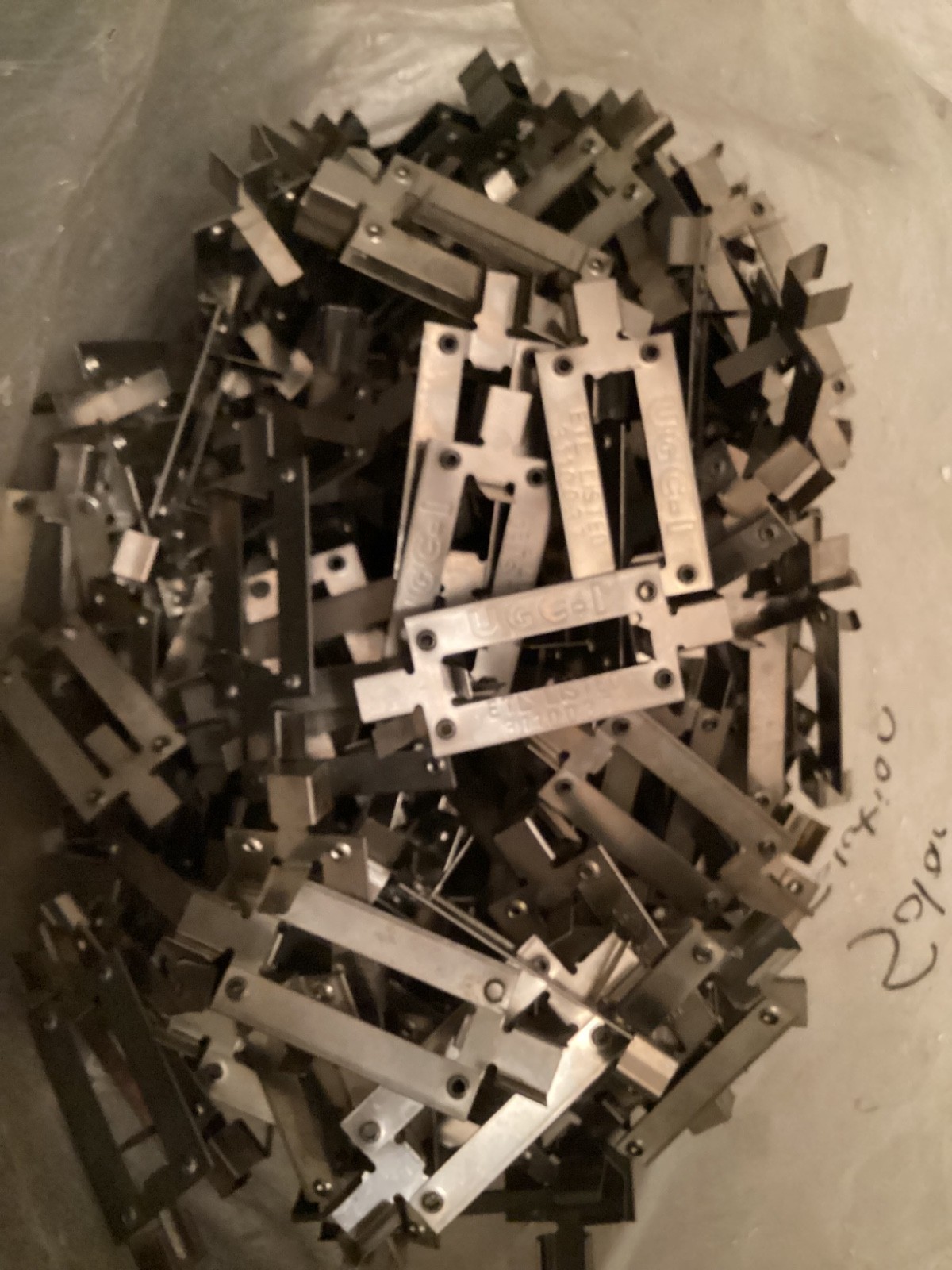UniRac SolarMount Grounding Clip 1 (UGC-1) 100pcs