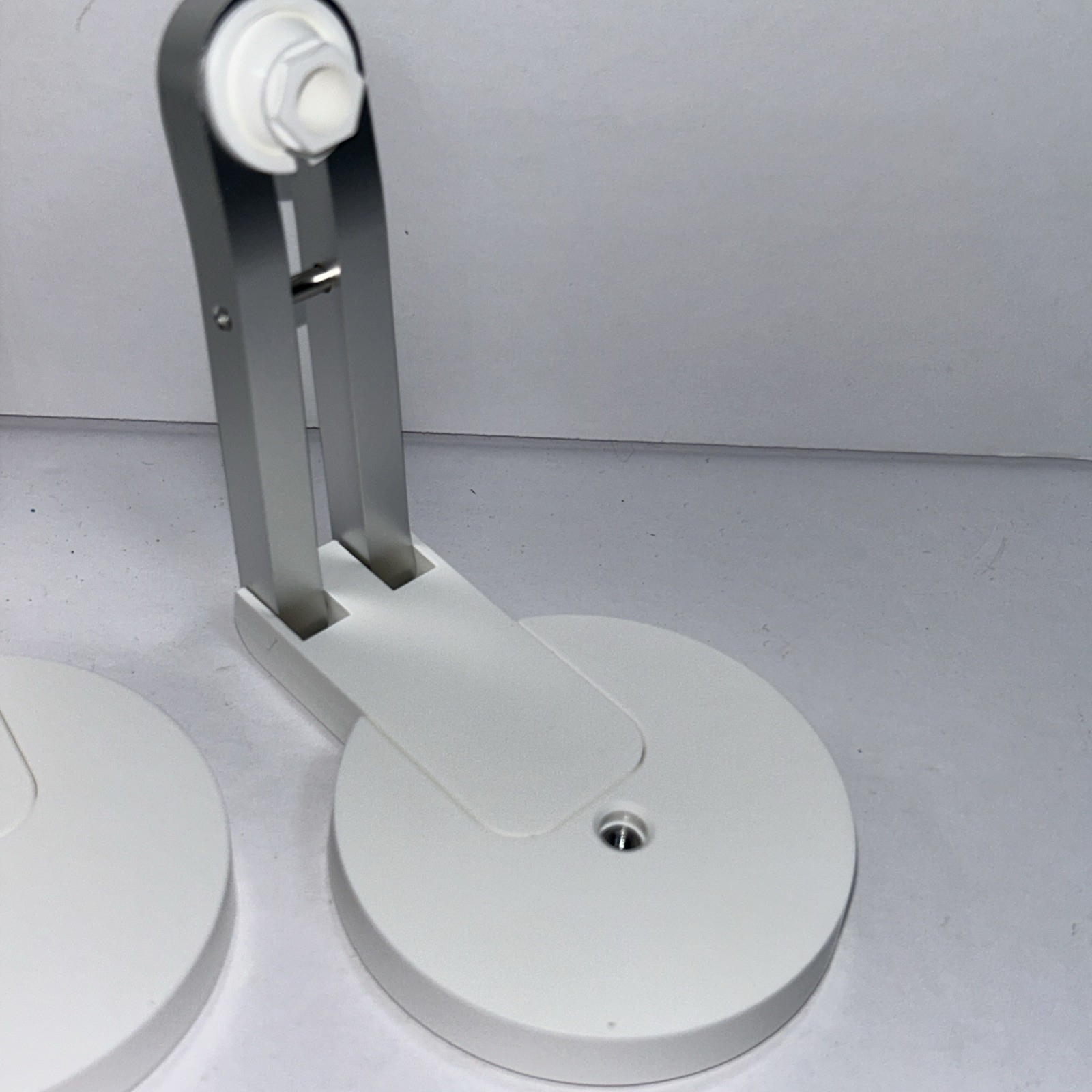 3 Ring Mounts for Stick Up Cam- White W/bolts (g2)