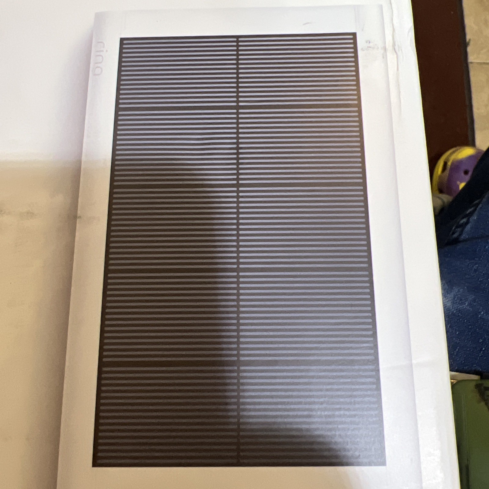 Ring Small Solar Panel 1.9W for Outdoor Camera White With Mount