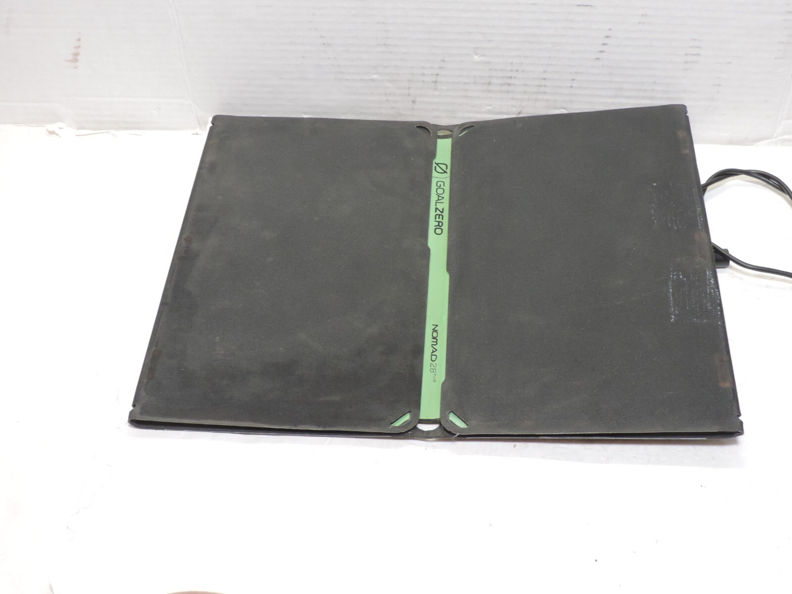 Goal Zero Nomad 28 Plus Smart 28-Watt Solar Panel