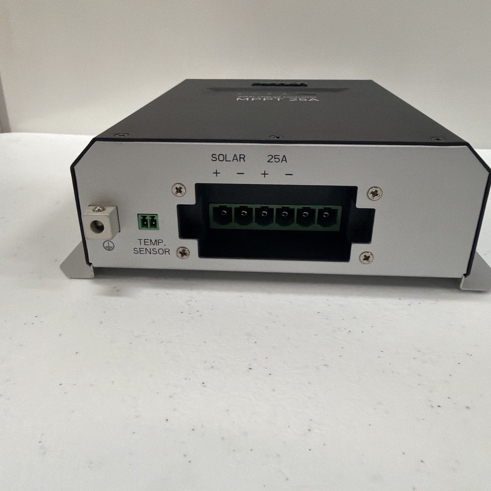 Furrion® #FSCC60PSW-BL 50A Wall Mount MPPT Solar Charge Controller #2021132792