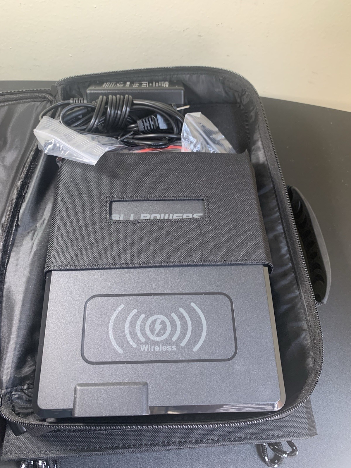 ALLPOWERS S200 V2.0 (200w Power Station W/Case & Solar Panels)
