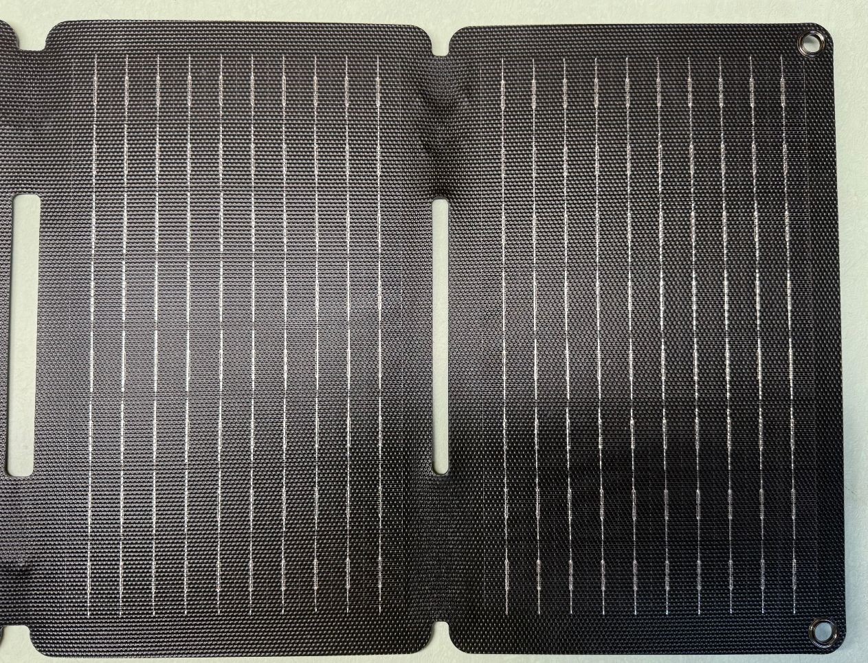 4Patriots Patriot Power Bank V3 w/ Folding Solar Panel Charger Kit – Barely Used