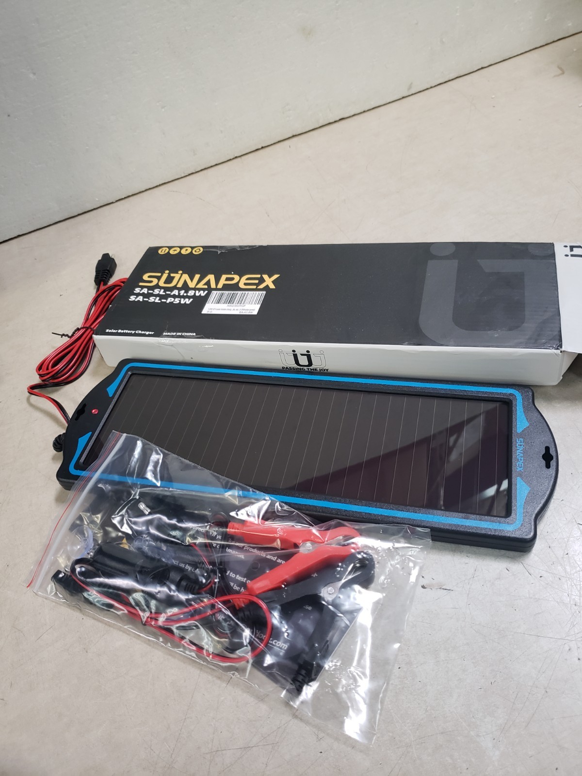 SUNAPEX 1.8W 12V Solar Battery Charge Maintainer – Solar Trickle Charger