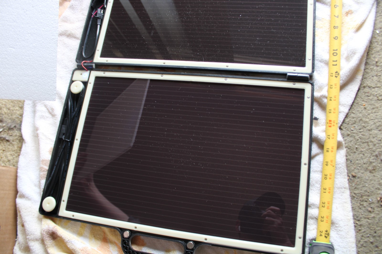 Topray Solar Foldable Solar Panel Kit for Camping Hiking Outdoor