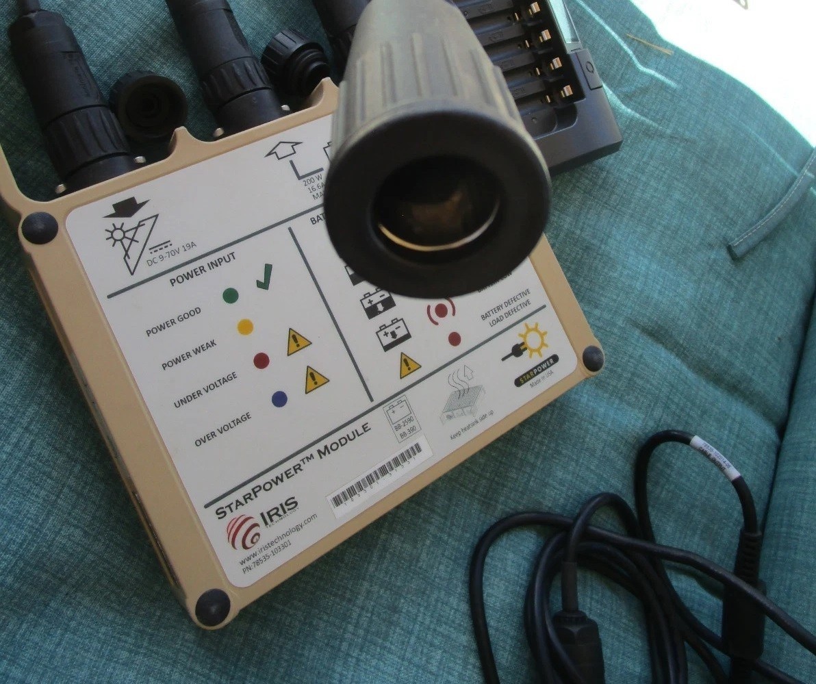 Portable Solar Kit parts- 12V Cell Inverter w/ cables-Iris Technology SPACES II