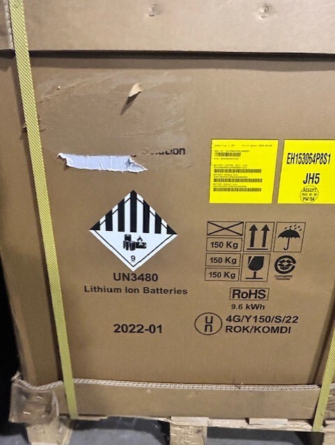 LG ENS EH153064P8 9.6kWh Lithium-Ion Battery (formerly RESU10H-GEN3)