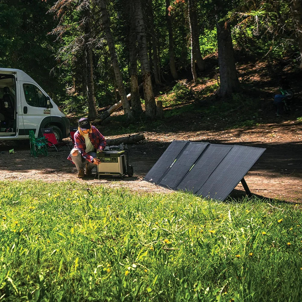 Goal Zero 11930 Nomad 200 Portable Solar Charger