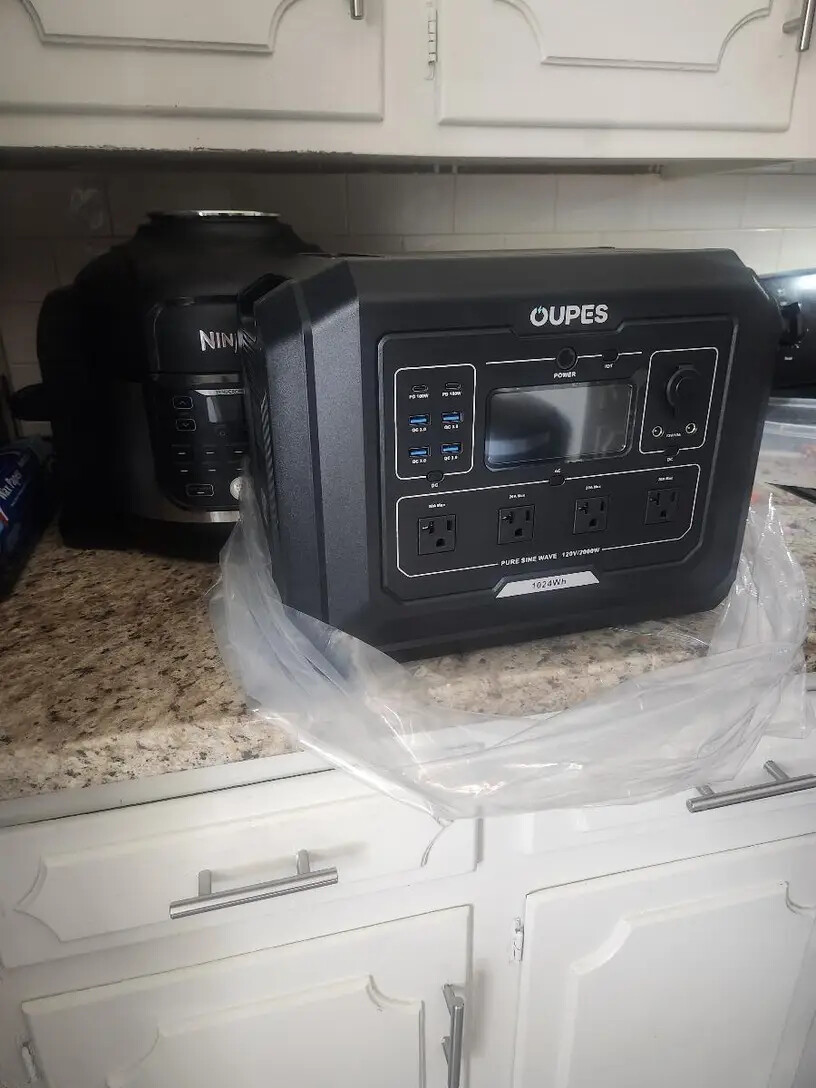 OUPES Mega 1 2000W/1024Wh Portable Power Station Solar Generator Backup Battery