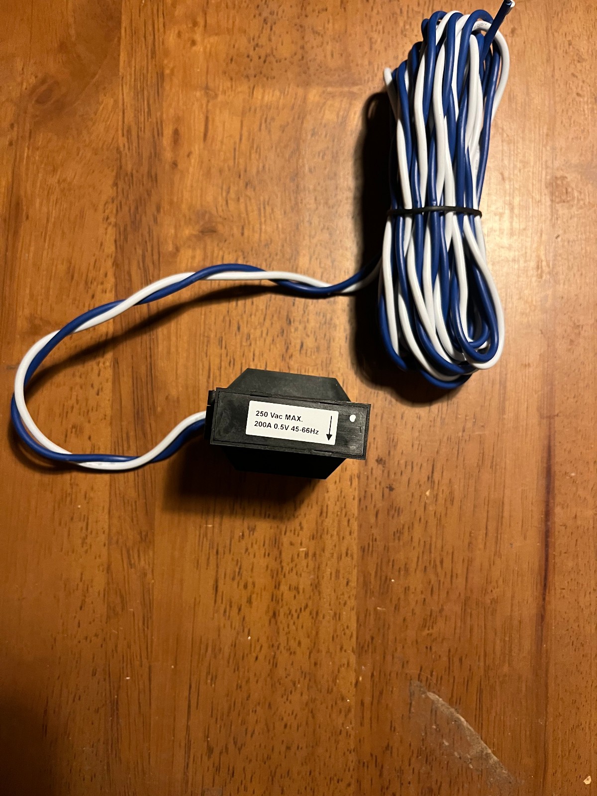 Falco U40002 Enphase CT-200 Split Pollution Degree 3 250V Max 200A 0.5V 45-66Hz