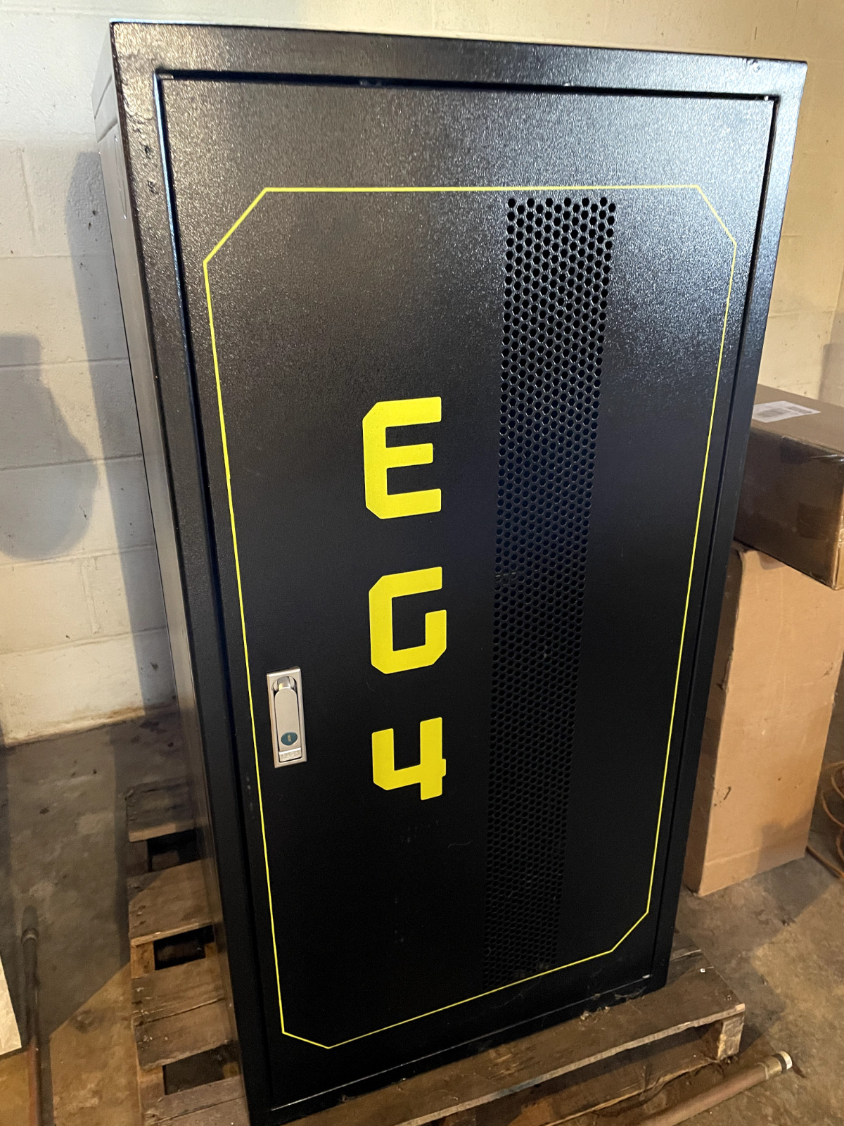 Complete 13kw off-grid solar system – Make us an offer