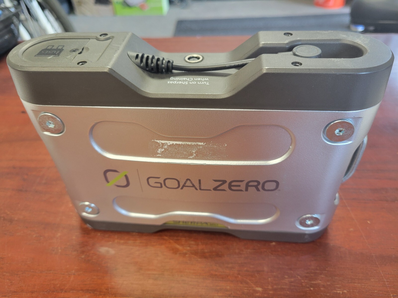 Goal Zero 11102 Sherpa 120 12-Volt Lithium-Ion Portable Battery Pack FOR PARTS!