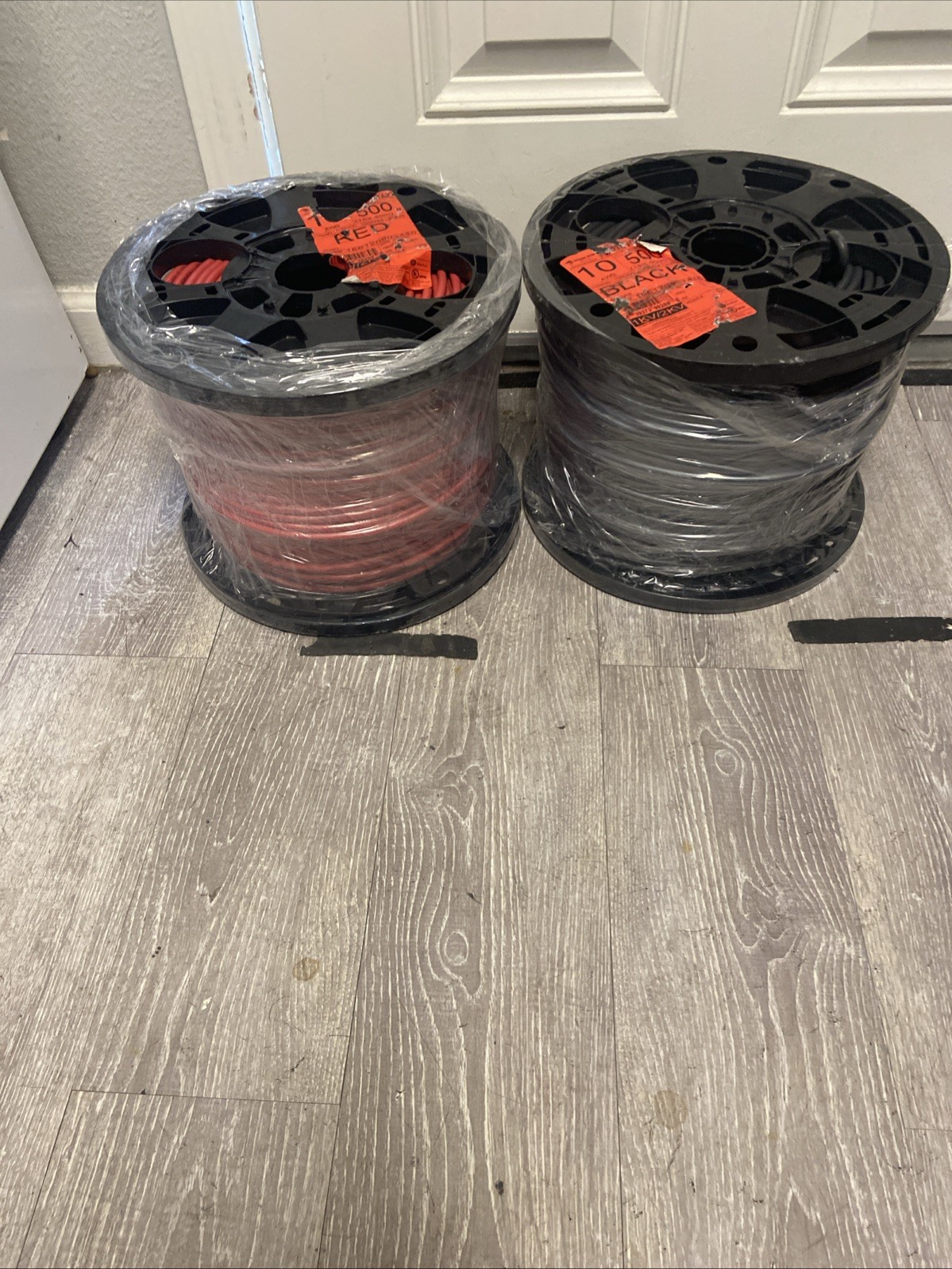 500 Foot Spool 10 Gauge 10 AWG Solar Panel PV Cable Wire Black Red Pure Copper