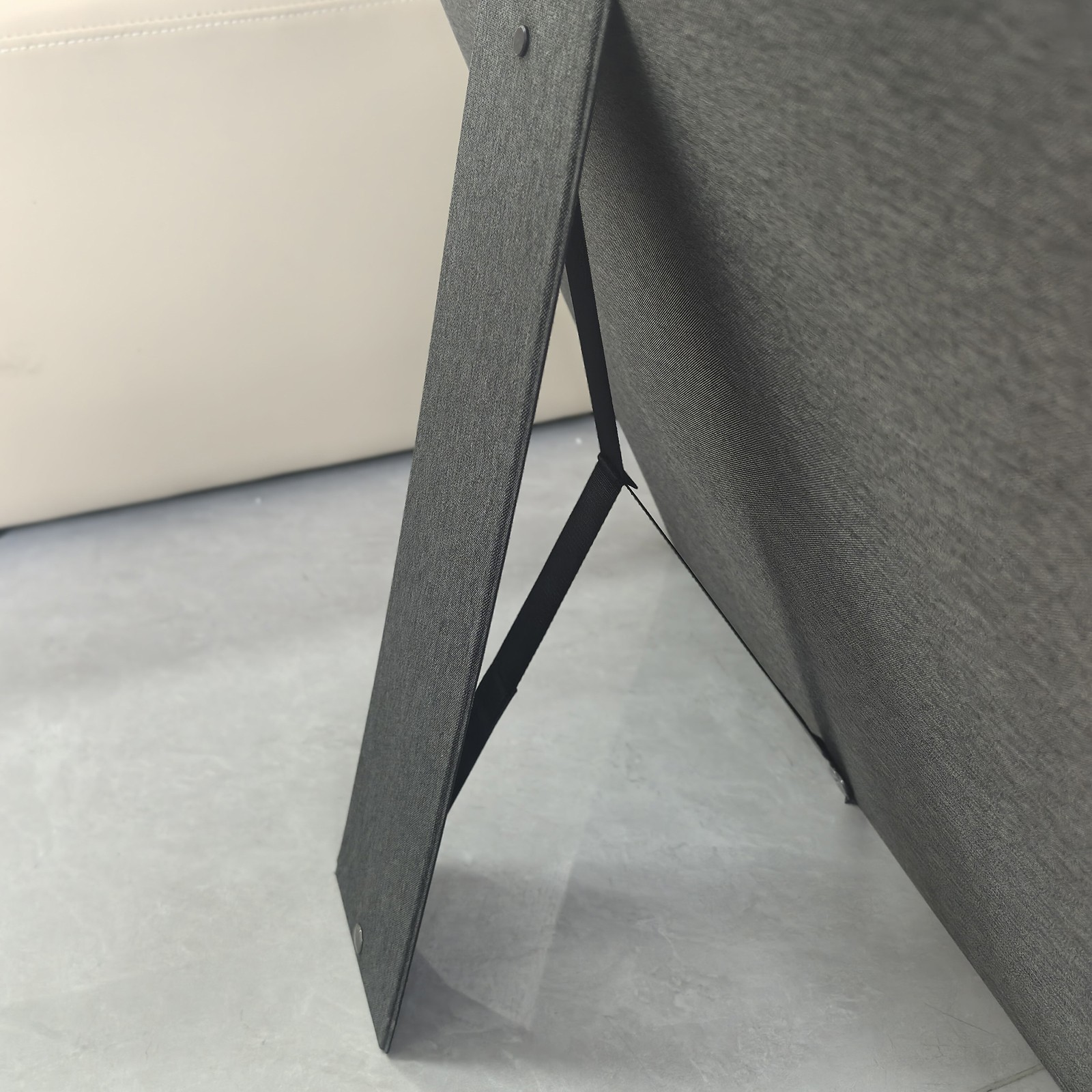 ECOBOSS Folding Photovoltaicsolarpanels for The Production of Electricity
