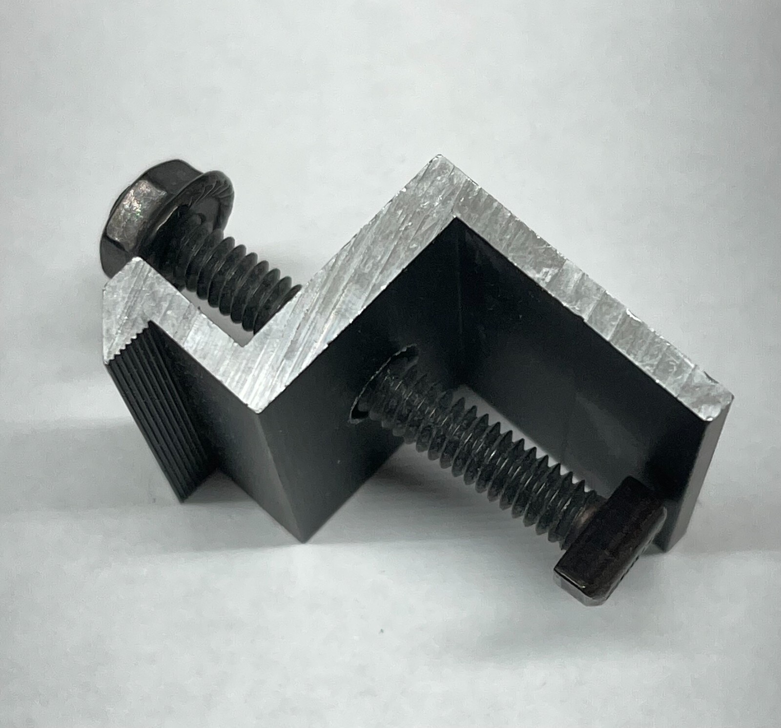 Lot of 4 UniRac Solar Mount End Clamps C 34-36 mm Dark Finish 302003D