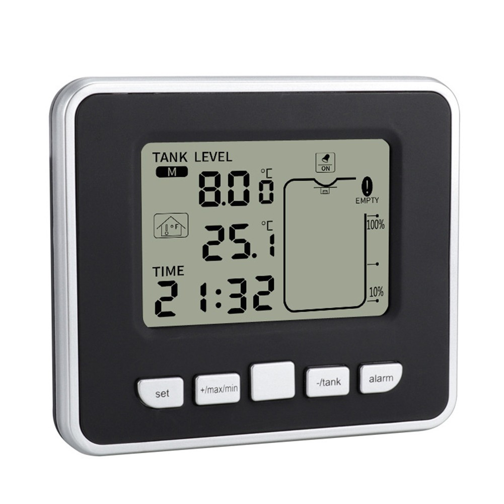 Efficient water tank level gauge with accurate indoor temperature monitoring