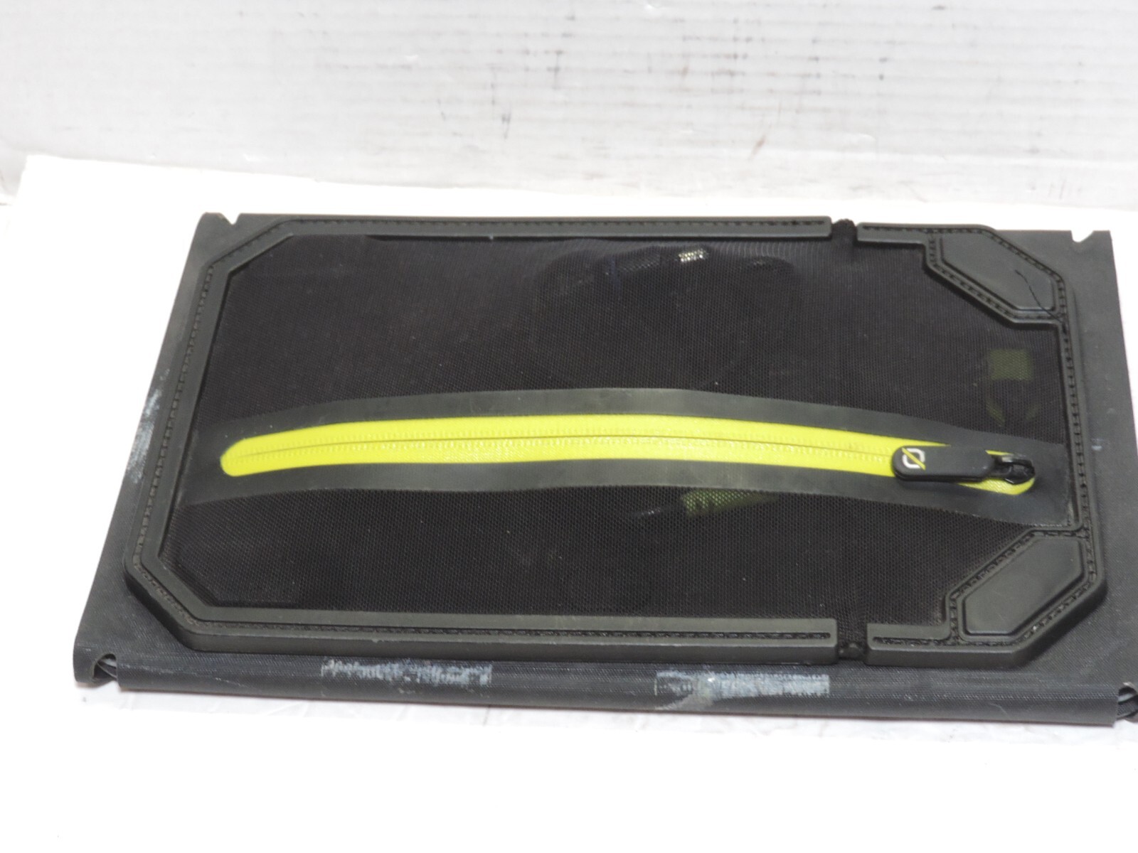 Goal Zero Nomad 28 Plus Smart 28-Watt Solar Panel