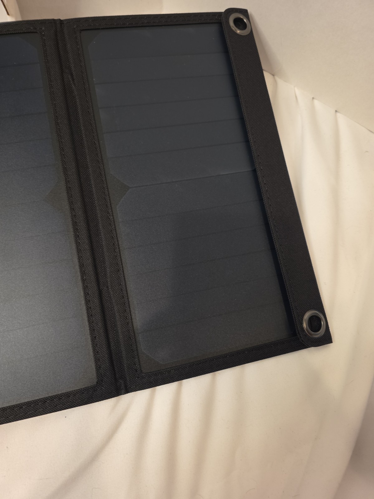 21-Watt Foldable Solar Panel Brand New Excellent