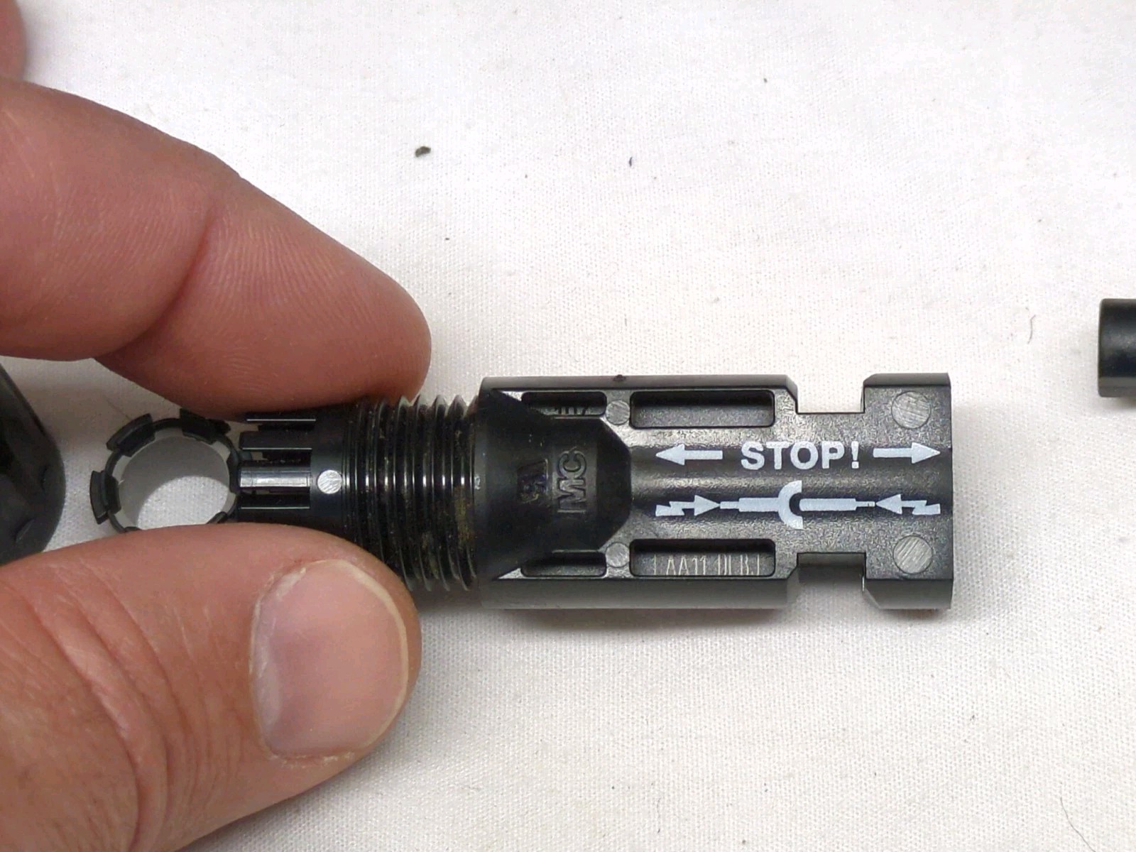 QTY: 170 MC-4 Solar 6AWG Staubli brand HOUSINGS ONLY NO TERMINALS PV-KBT4/13II