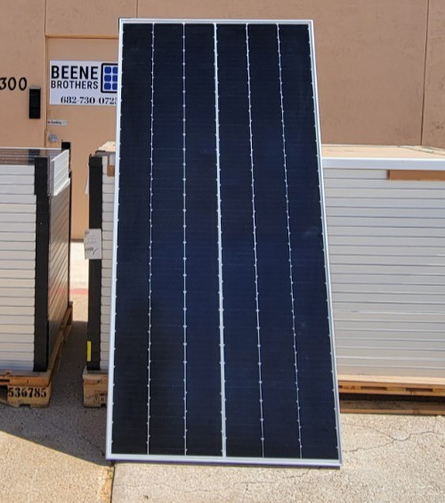 23pc Pallet of Sunpower SPR-P19-390-COM 390 Watt Solar Panels NEW