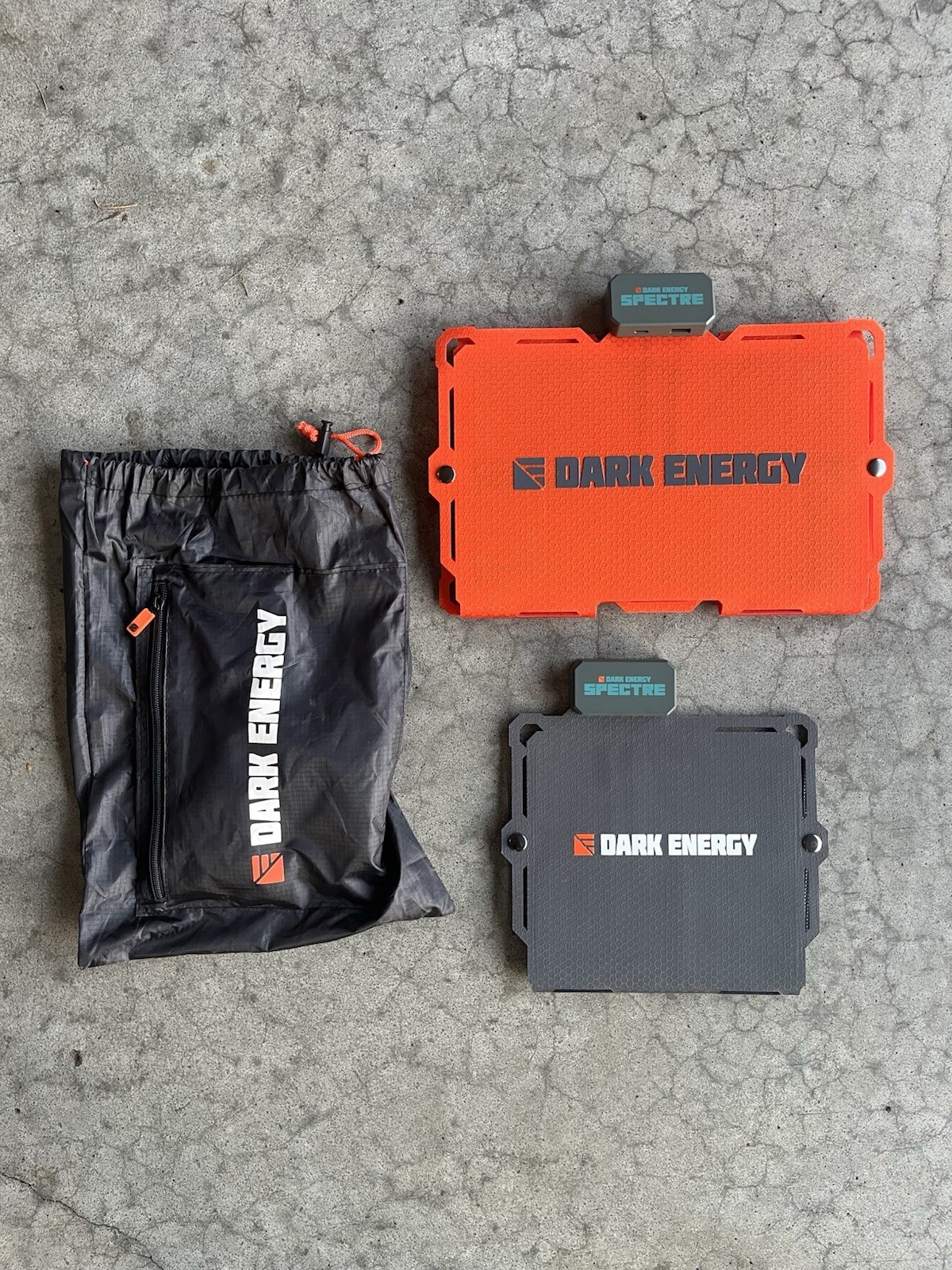 Dark Energy Solar Panels 18W And 8w With Bag