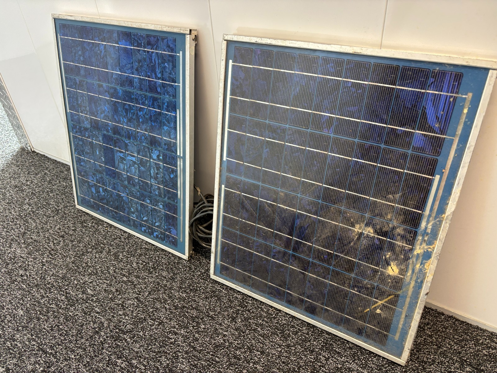 Lot of 2- BP Solar 20 Watt Solar Panel SX20M. Part #5200.0013.
