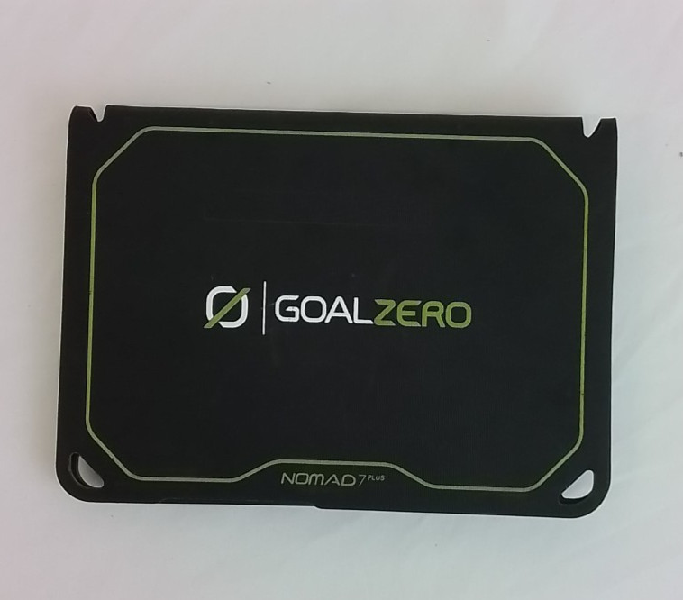 Goal Zero Nomad 7 Portable Solar Panel Missing Batteries Tested Working #J4155