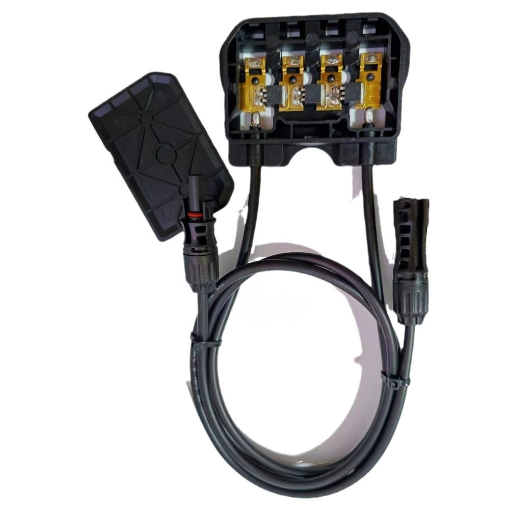 Black Solar Junction Box 1500V 30A Double Sided for PV System Connections