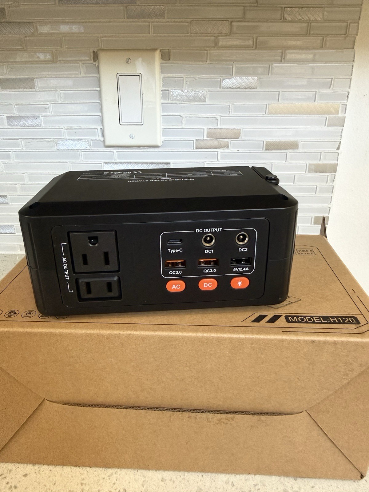 HOWEASY 120W Portable Power Station, 88WH Solar Generator, Lithium Battery Power