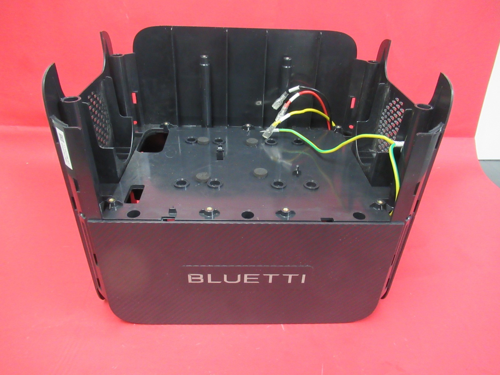 BLUETTI AC180 1800W 1152Wh Solar Portable Power Station Body Case !