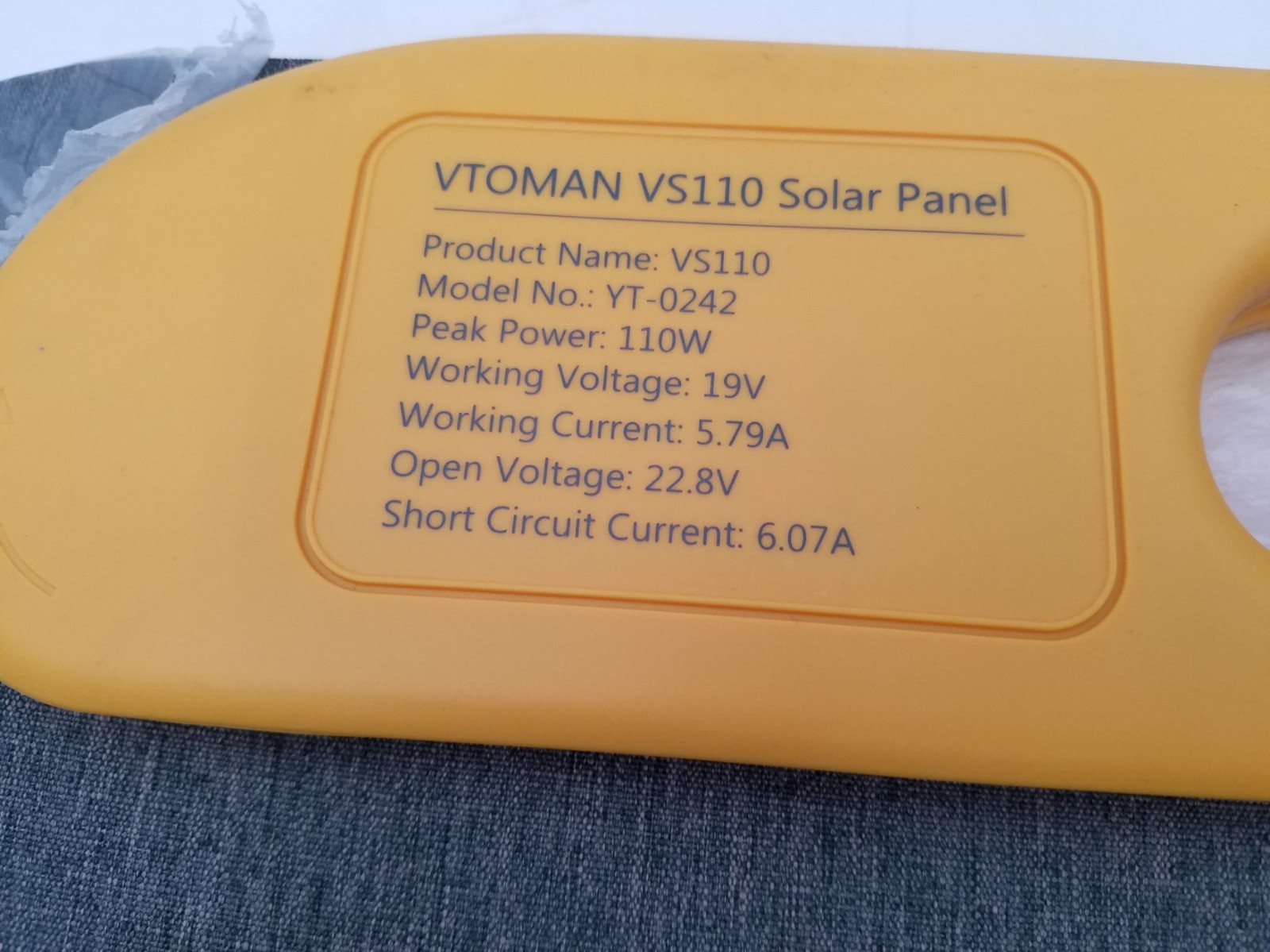 VTOMAN VS110 Portable Solar Panel 110W 19V 23% Efficiency Foldable Solar Panel