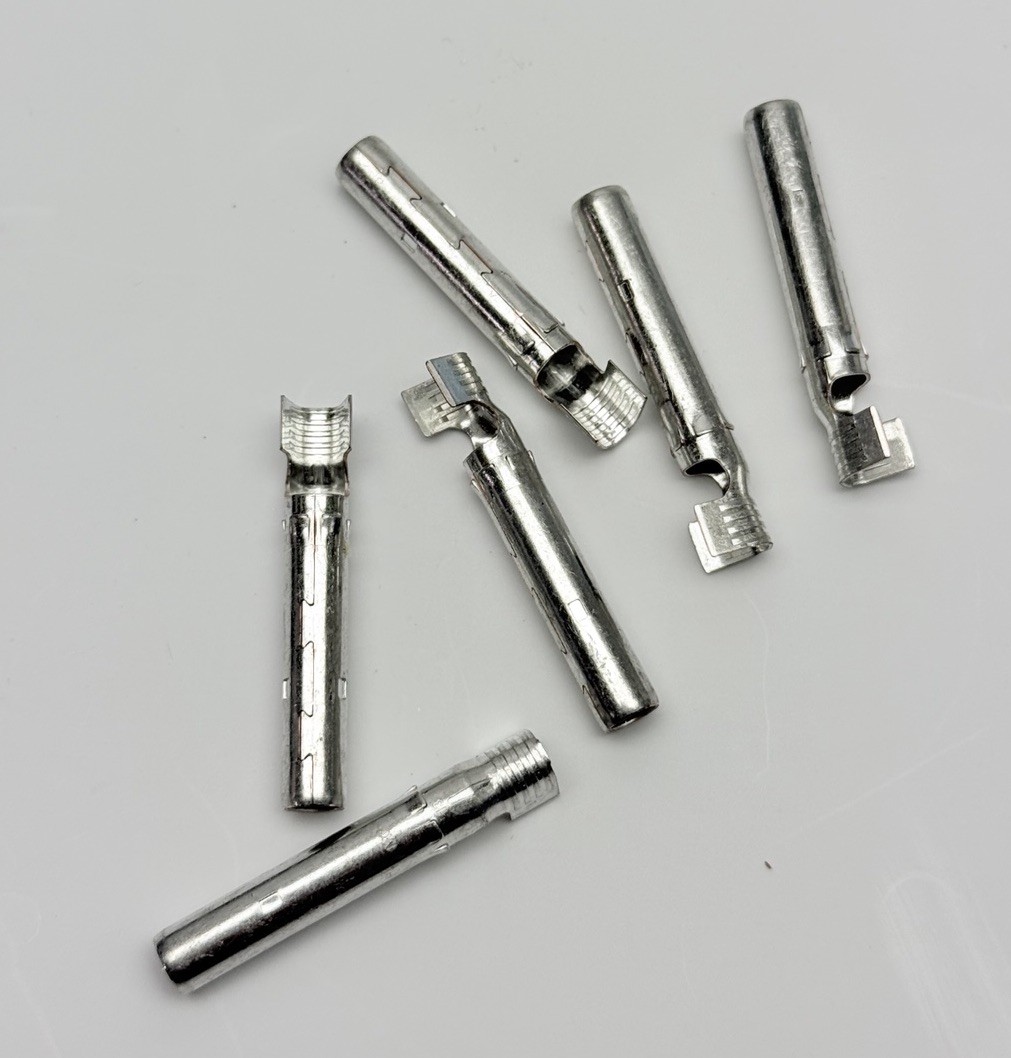 LOT OF 98, MC SOLAR PANNEL CONNECTORS, MALE