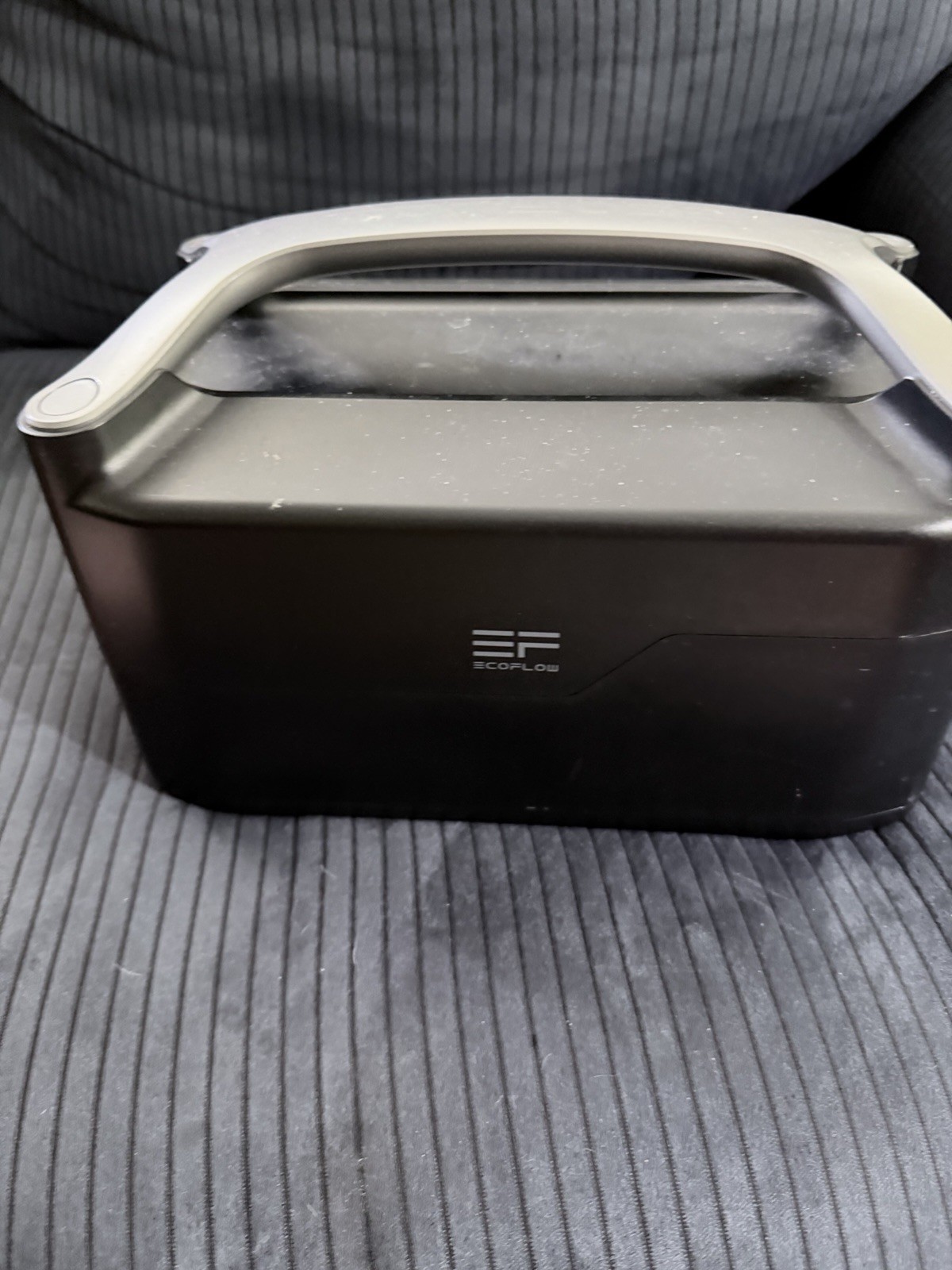 EcoFlow River 288Wh Portable Power Station 3X 600W (Peak 1200W) AC