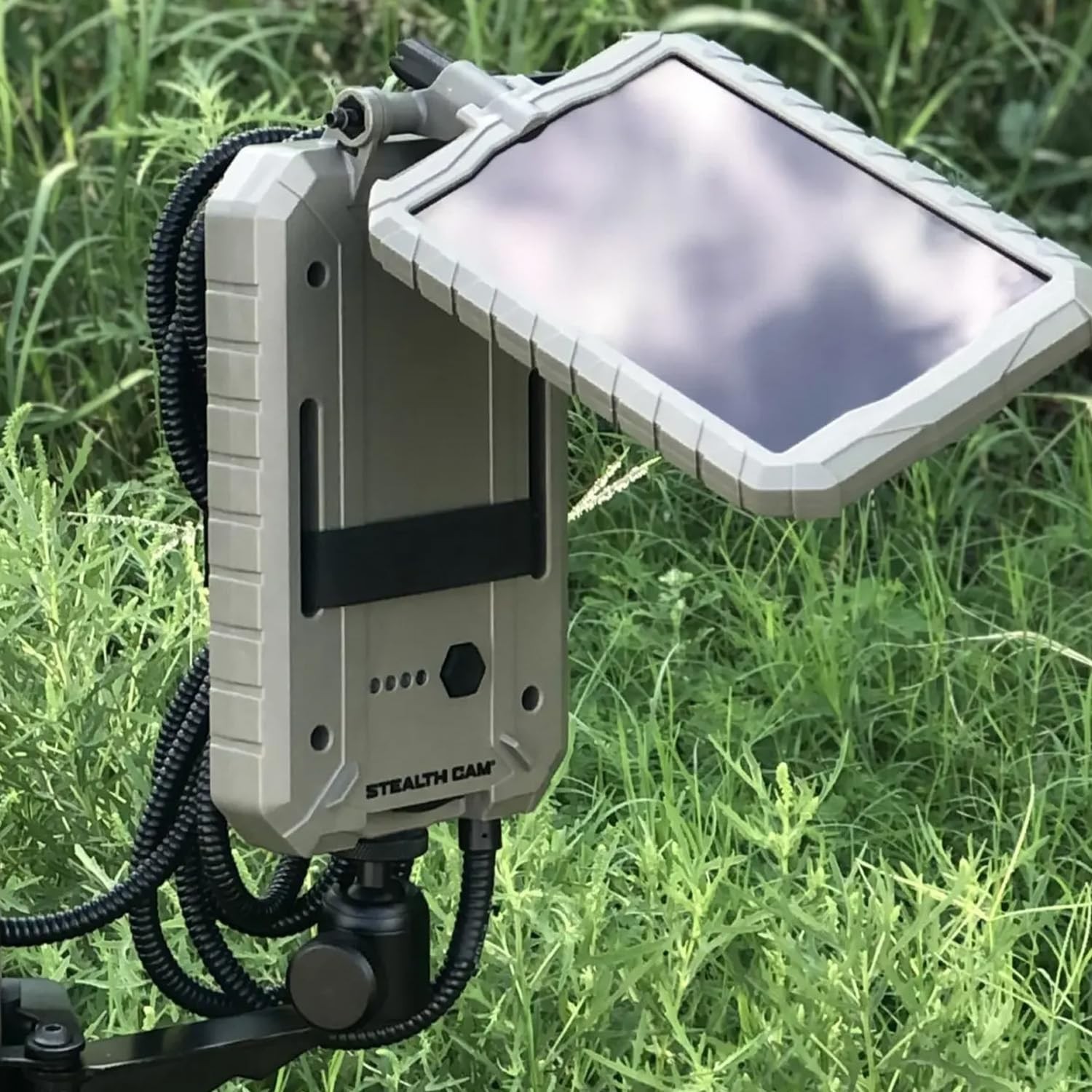 Solar Battery Pack 3000mAh with Adjustable T-Swivel Brackets – Durable ABS