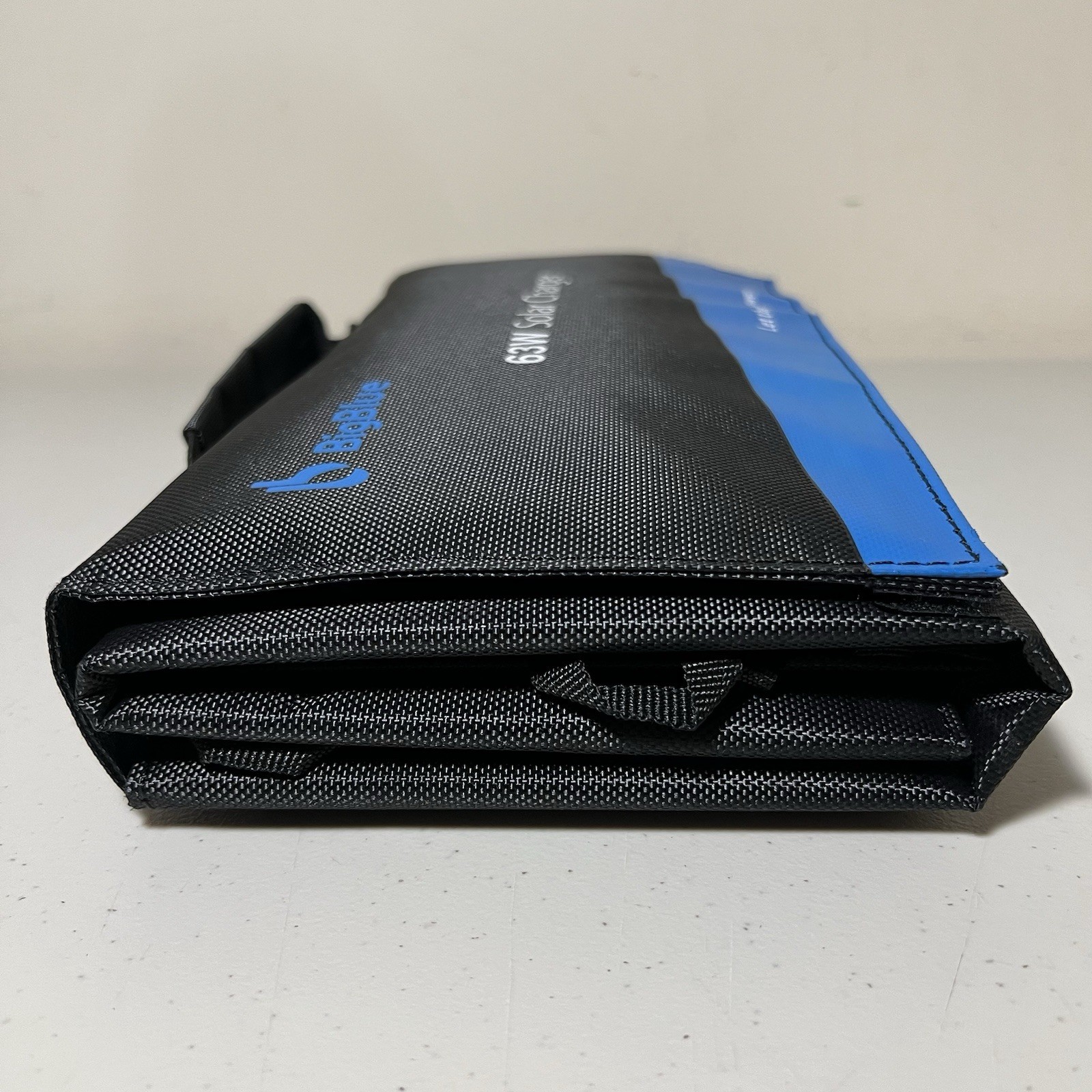 BigBlue 63W Solar Charger Portable Folding USB(2) USB-C DC No Cables Or Adapters