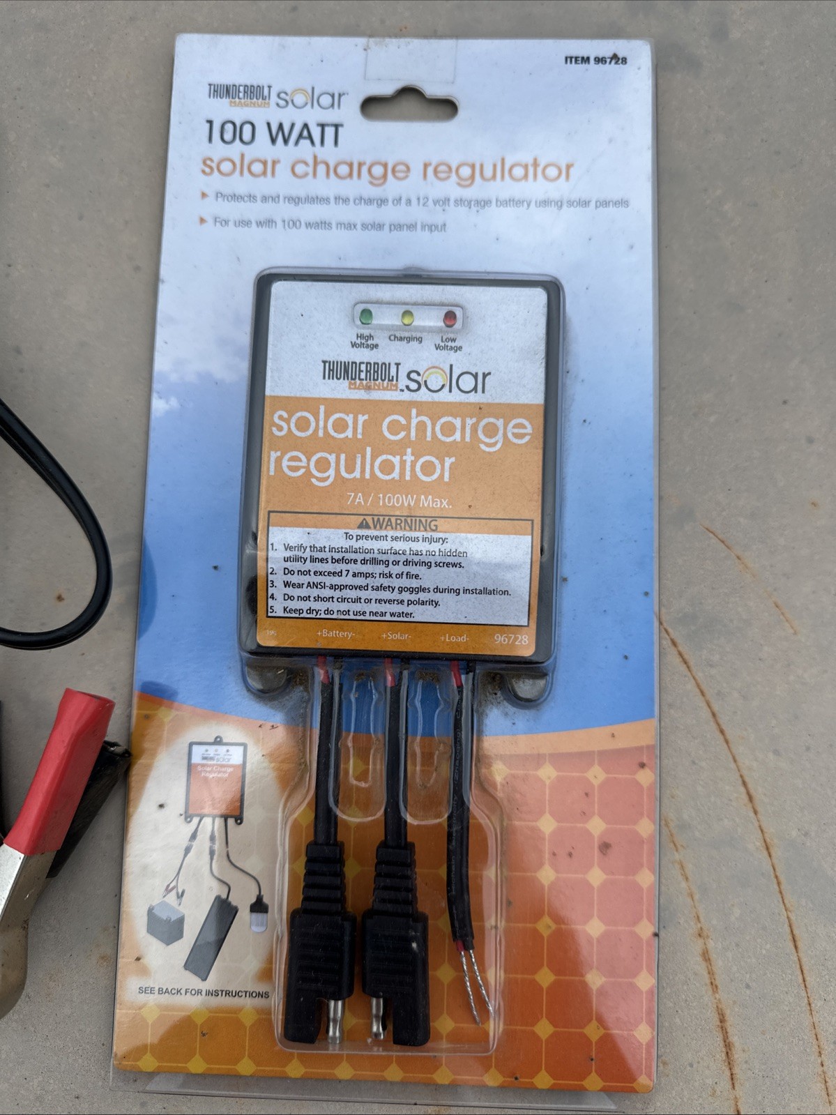 Thunderbolt Magnum Solar 100 Watt Solar Charge Regulator 96728 7A Panel Input