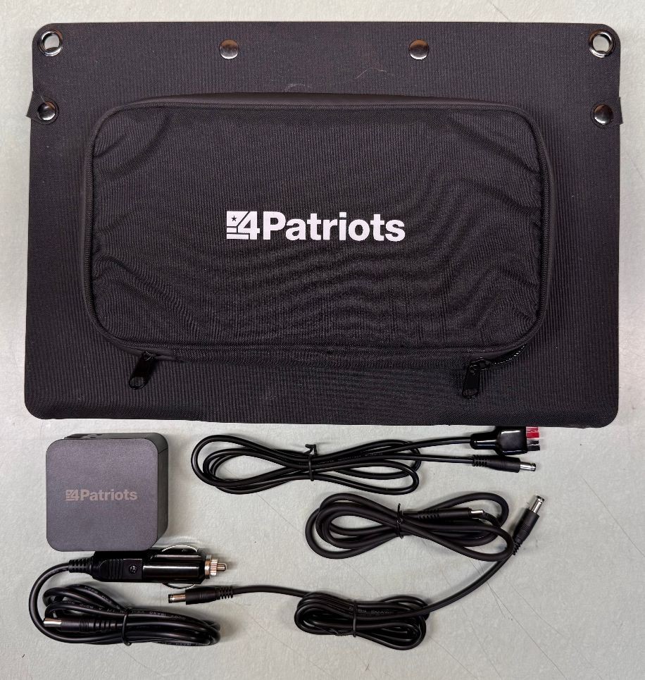 4Patriots Patriot Power Bank V3 w/ Folding Solar Panel Charger Kit – Barely Used