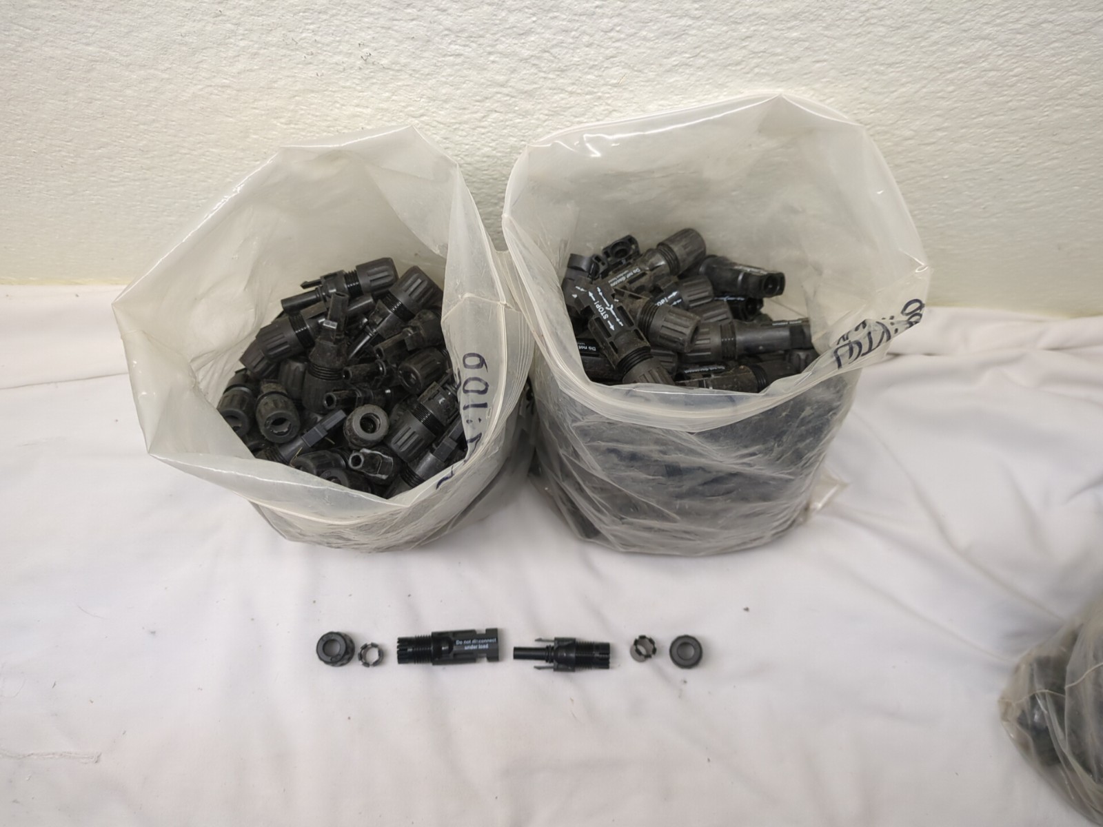 QTY: 170 MC-4 Solar 6AWG Staubli brand HOUSINGS ONLY NO TERMINALS PV-KBT4/13II