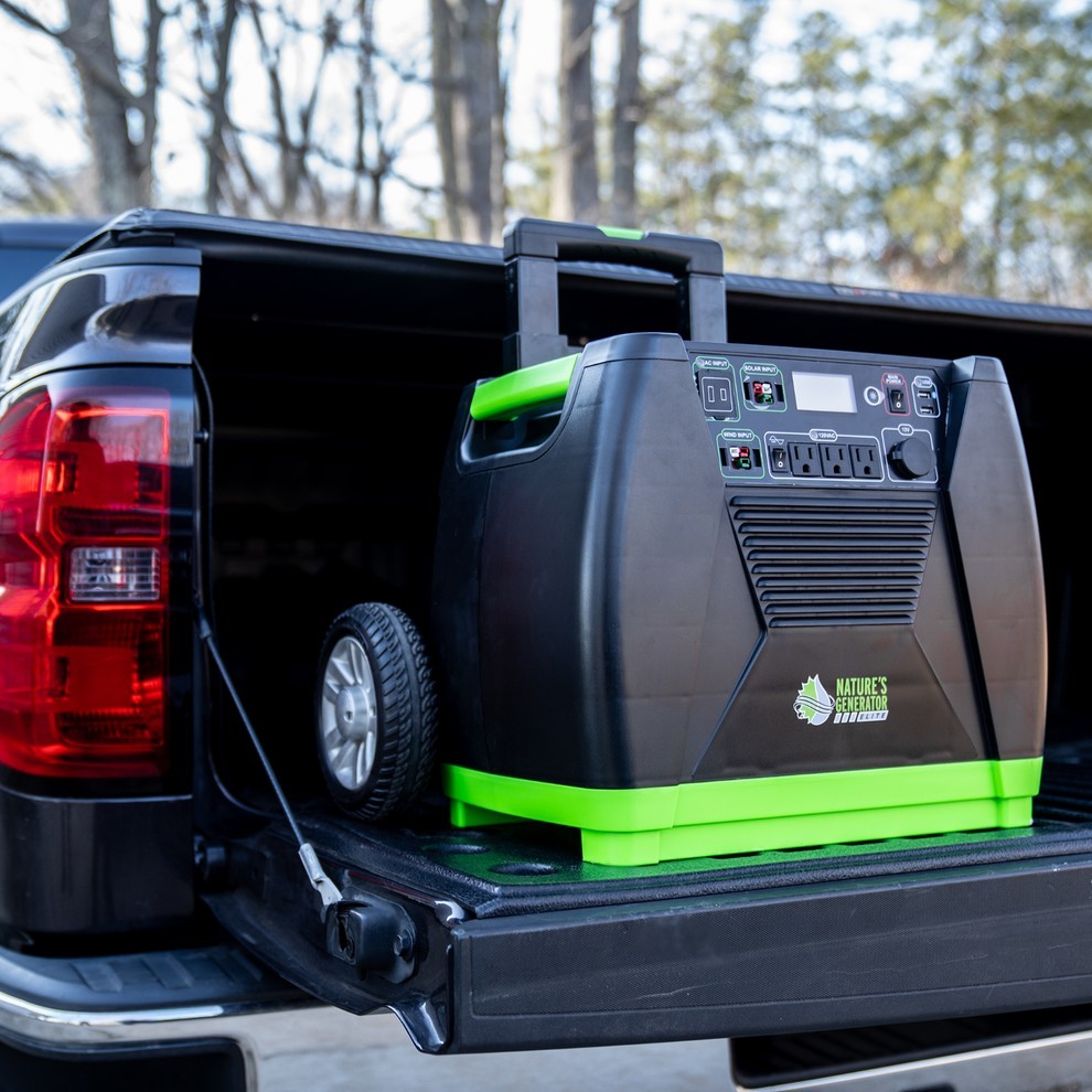 Nature’s Generator Elite 3600/w Solar/wind Note Local Pickup