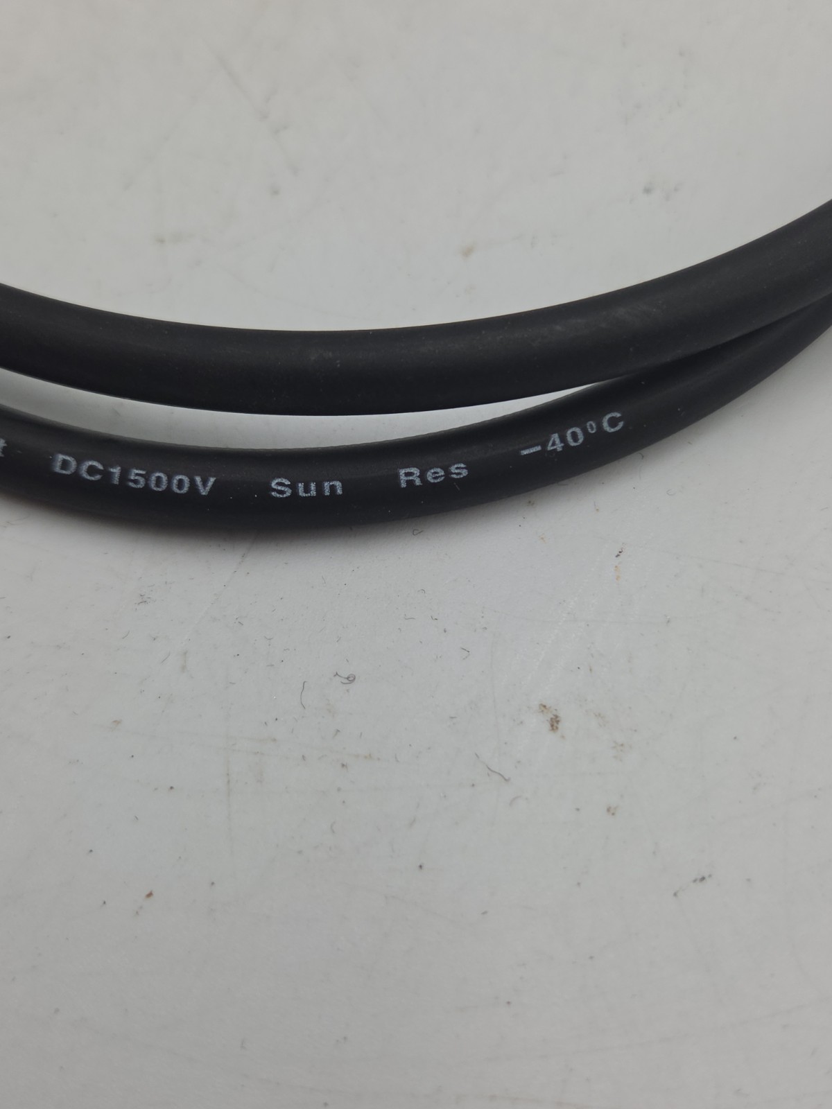 10 AWG 1500vdc PV Wire Solar Panel 3.5′ Cables (6) / Microinverter Connector