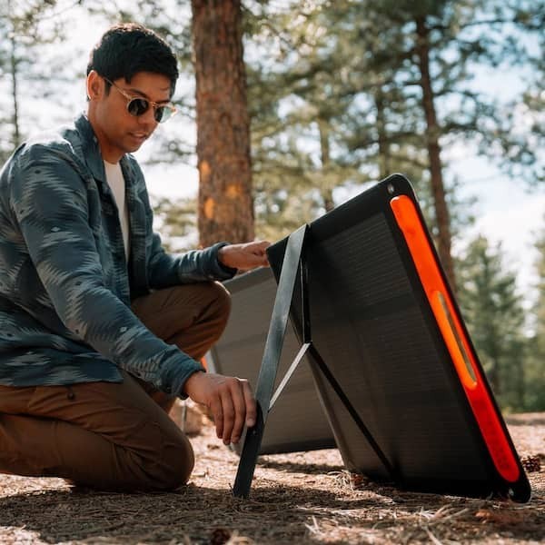 Jackery SolarSaga 200 200W Foldable Portable Monocrystalline Waterproof MC4