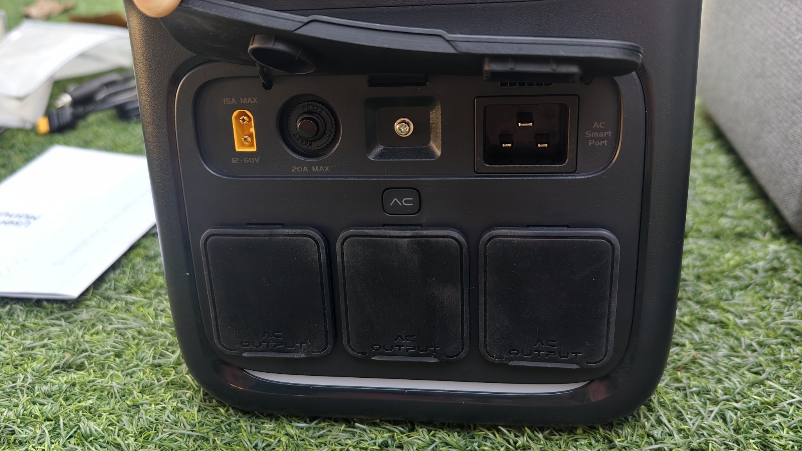 Emoose GigaX 1500wh- 2400W Peak Portable Power Station 1500Wh Battery OPEN BOX